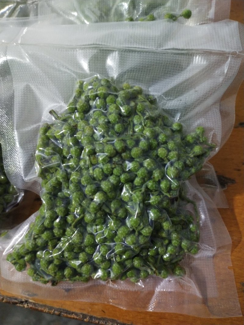 九叶青花椒鲜椒