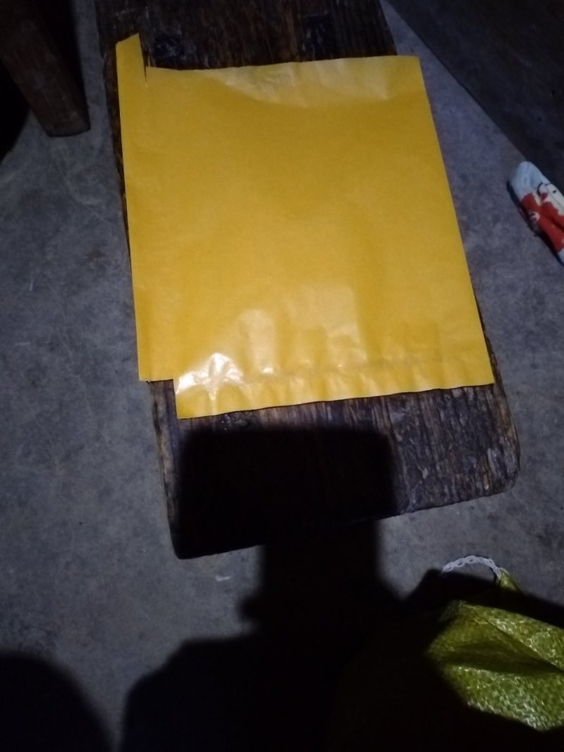 蜡黄+蜡绵，李子果袋，双层防水绿梨果袋保质保量厂家批发