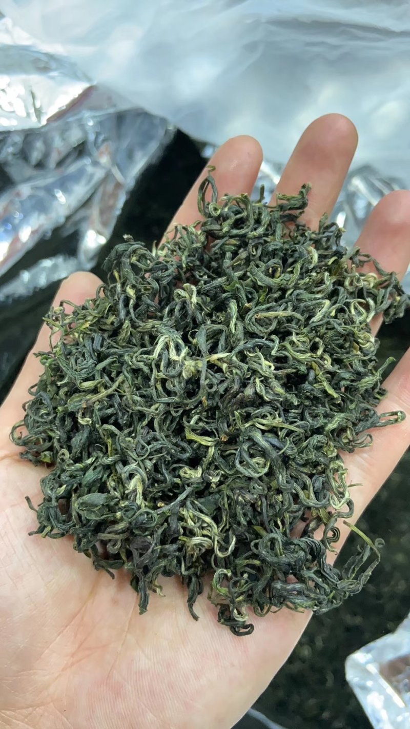 新高山明前龙井香绿茶南雄市帽子峰山茶手工炒茶500g包邮