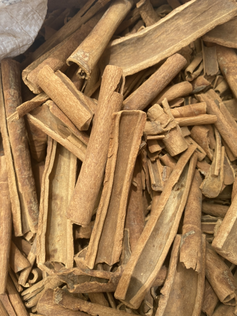 桂皮肉桂烟贵批发各种中药材香料批发