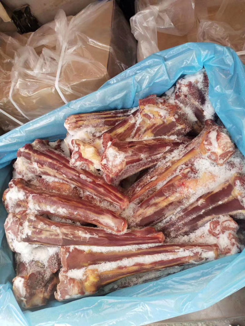 驴尾巴精品驴尾巴颜色鲜，质量好，扒皮尾巴