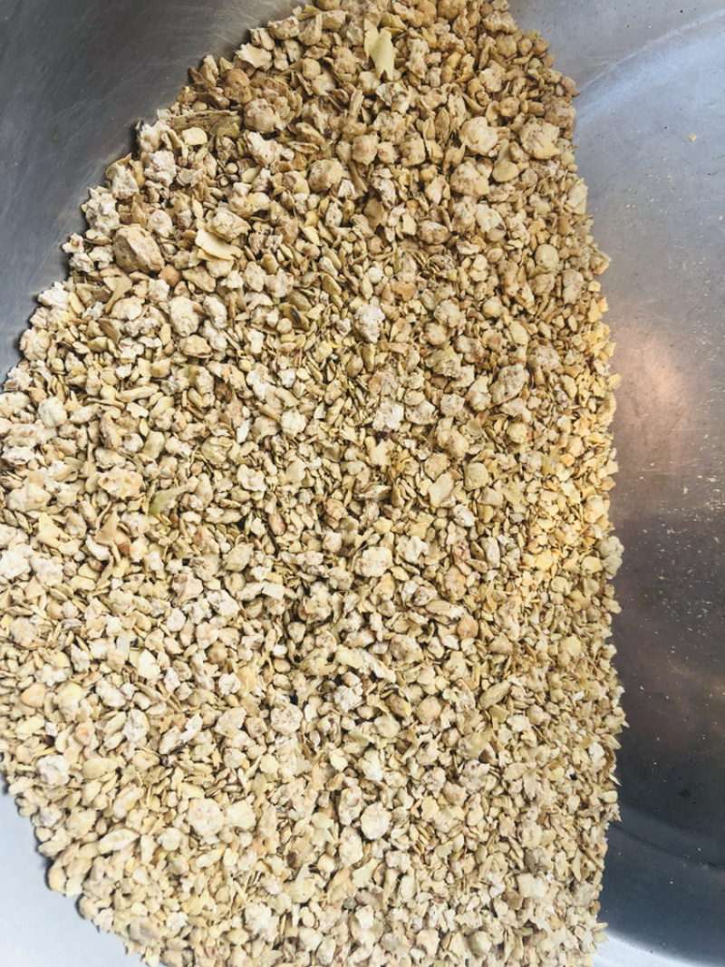 豆粕小料，以豆皮为载体，了降低成本