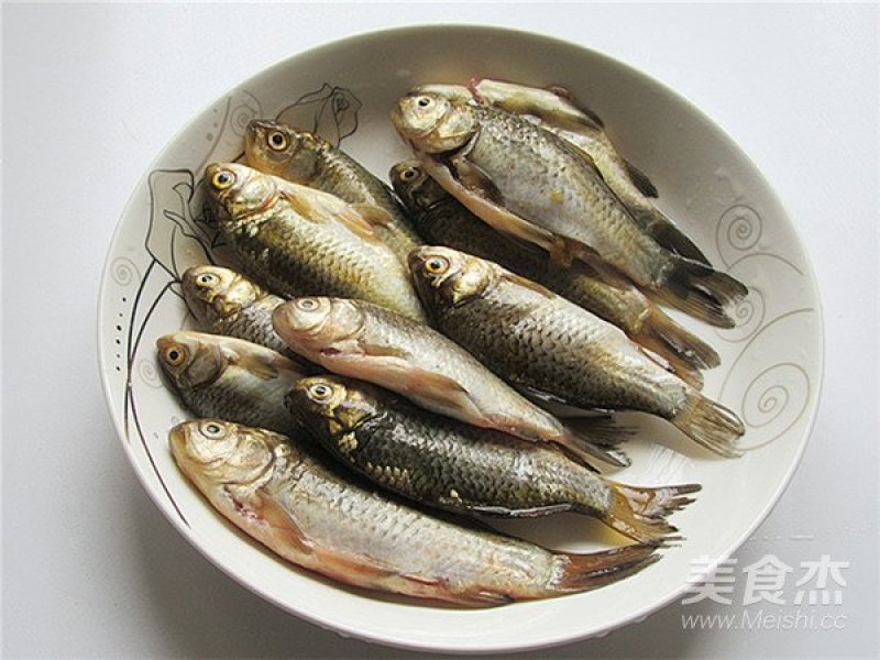 杀鲫鱼