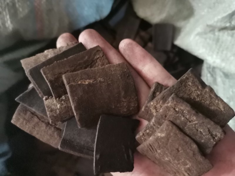 杜仲无硫干货方块选货厚皮质量放心一公斤起发货