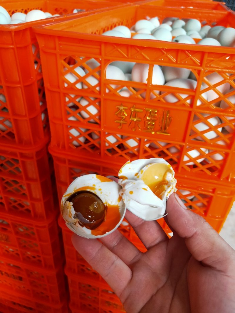 烤鸭蛋散装流油烤鸭蛋厂家直销一件也是批发价