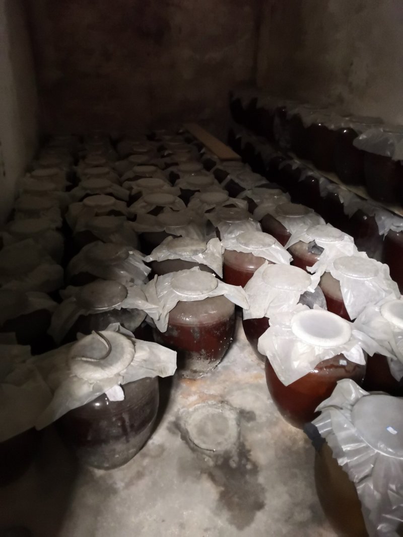 发酵一年以上酒饭才酿的陈酿米酒