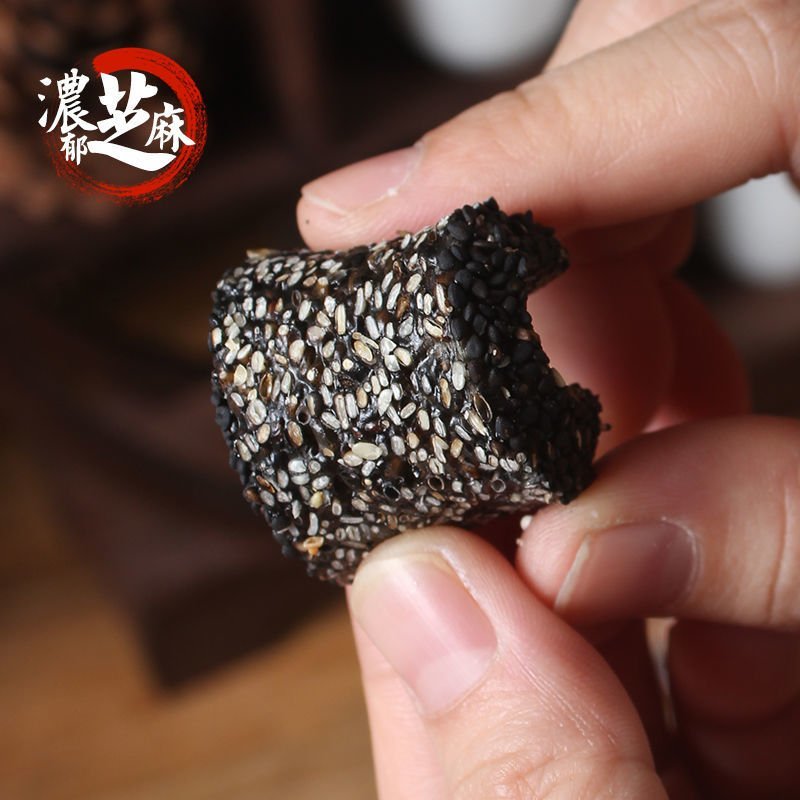 纯手工制作，黑芝麻糕，软，香，甜