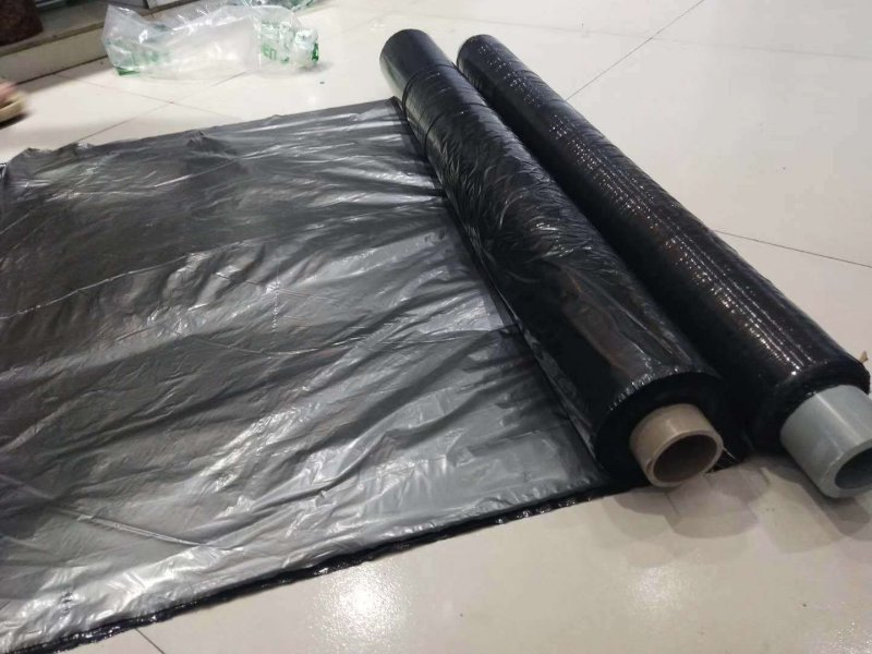 黑色地膜白色地膜除草膜厂家直销量大可优惠