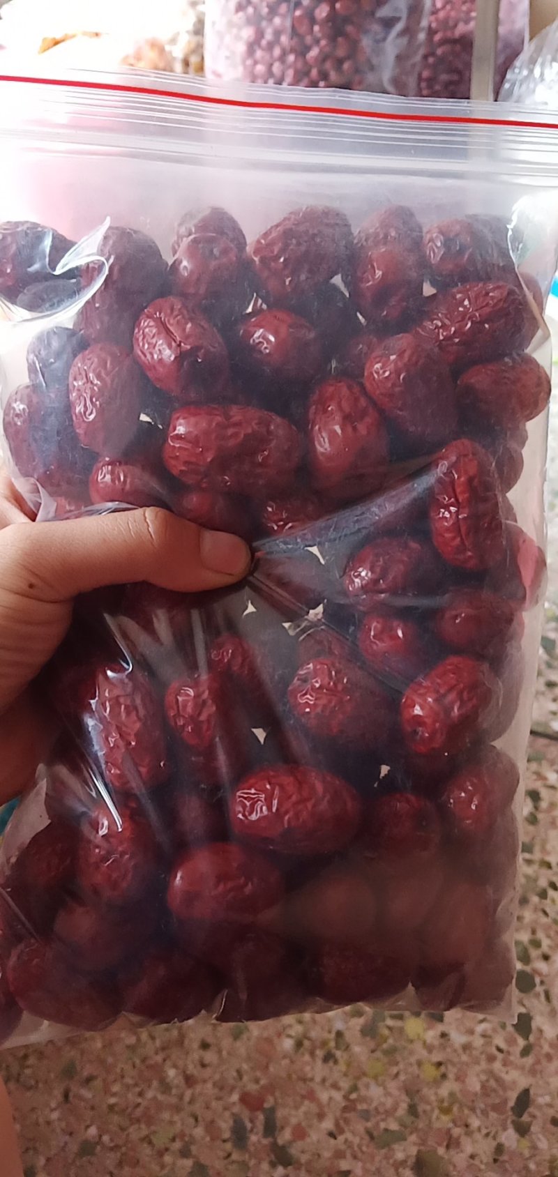 产地直消，新疆红枣，皮薄肉厚
