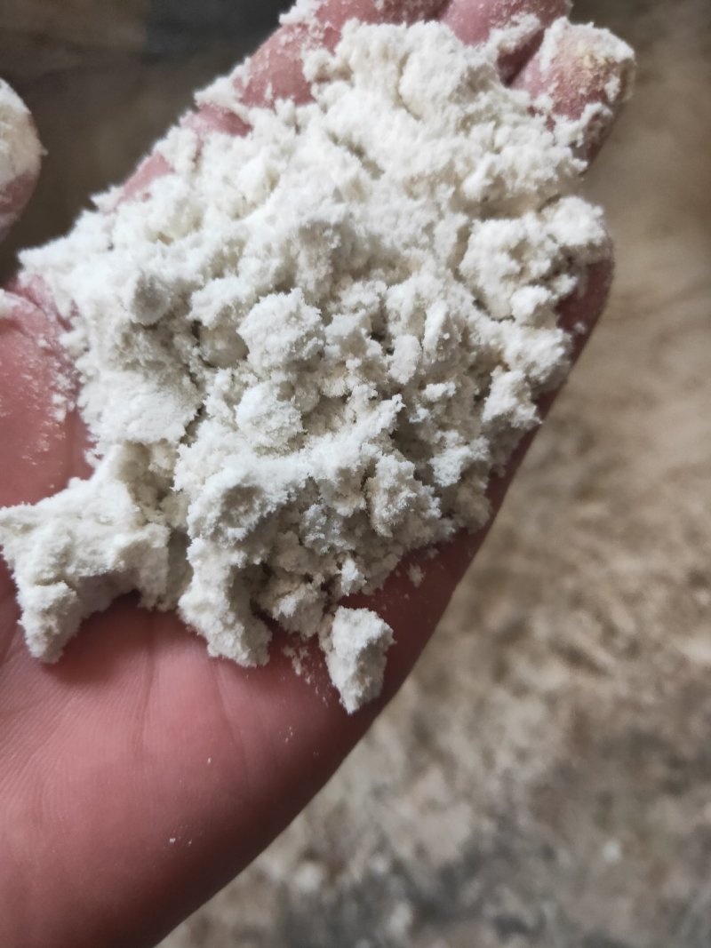 花生油渣(油渣),在花生进行物理压榨的过程中,压榨出来的