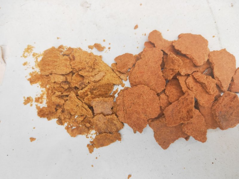 厂家直销玉米油饼玉米胚牙提油后的副产品即为玉米胚芽饼粕，