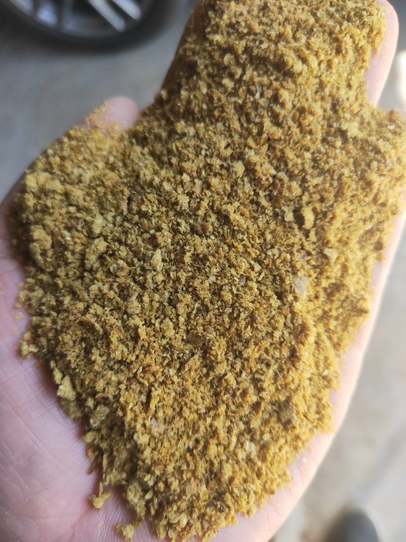 玉米胚芽粕玉米胚提油后的副产品即为玉米胚芽饼粕，
