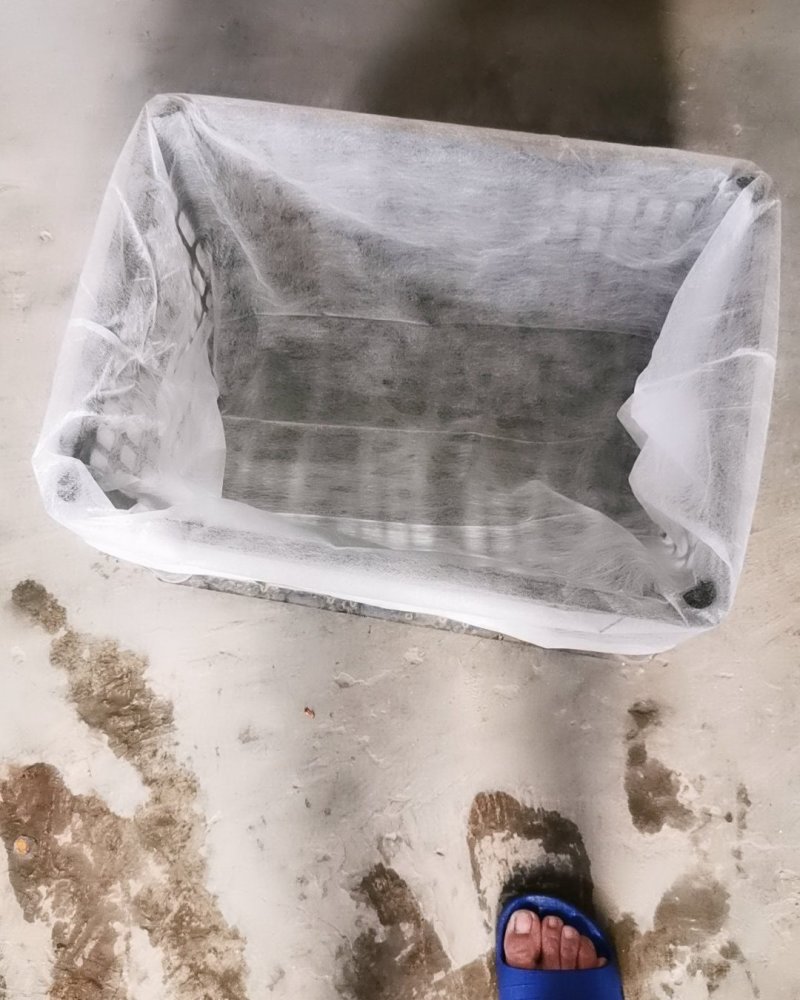 无纺布袋，水果筐内袋，批发量大，要货的老板一速度连系。