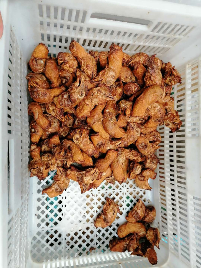 【精品加工】熟食鸡头五香鸡头麻辣鸡头欢迎咨询