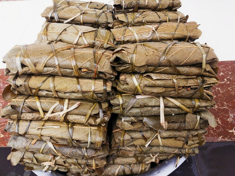 槲叶粽子每天出锅新鲜