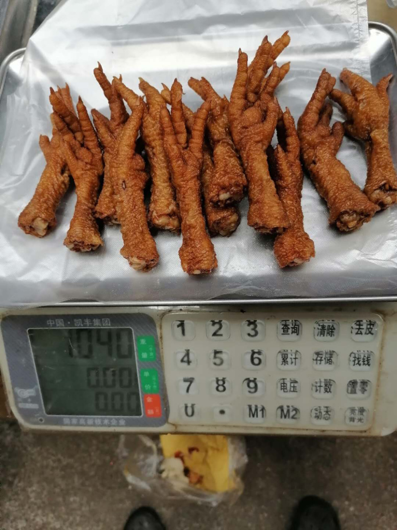 【精品加工】熟食鸡头五香鸡头麻辣鸡头欢迎咨询