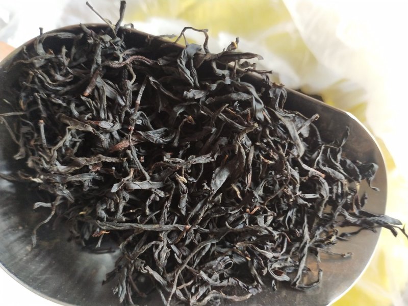 金秀大瑶山野生红，茶野生古树茶茶树都是百年历史。