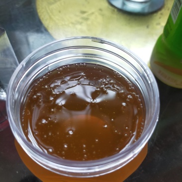 土蜂蜜大自然的土蜂蜜，无任何加工的蜂蜜！数量有限哦！