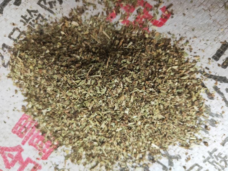 产地直供全国发货花生秧粉花生秧糠花生秧小段牛羊兔驴马饲料