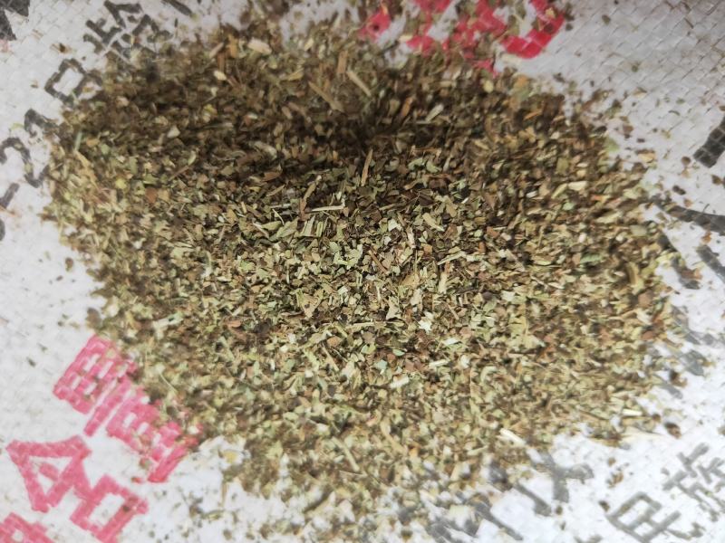 产地直供全国发货花生秧粉花生秧糠花生秧小段牛羊兔驴马饲料