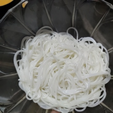 蒙自干米线，干米线，白米线，红米线