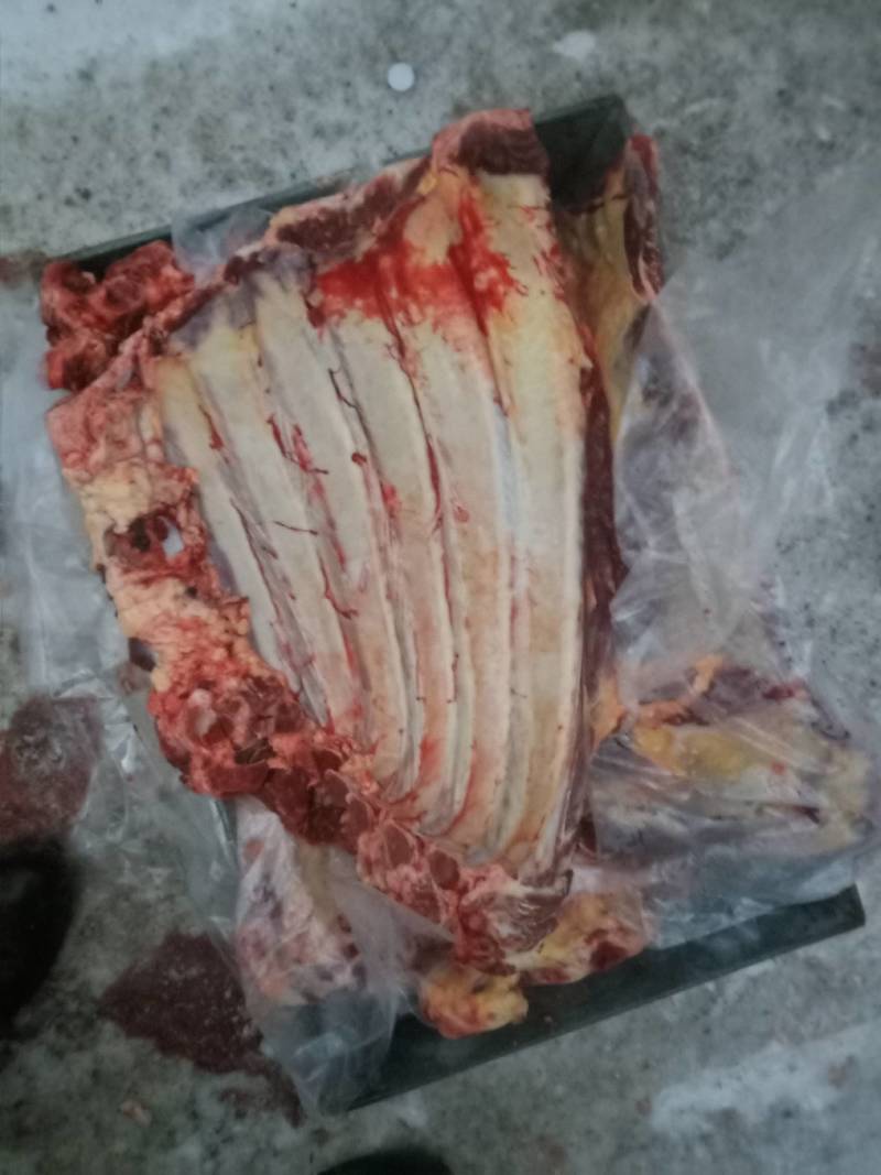 牛排，纯草地牛排，黄膘，白膘都有，，质量优美