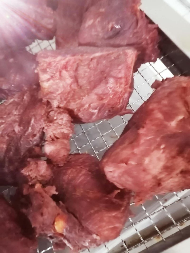 杜蒙荣辉有限公批发五香牛肉纯干货不含一滴淀粉，公司跑量款
