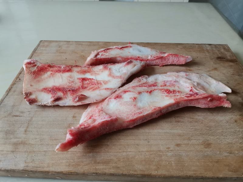 牛月牙骨，牛脆骨，国产，屠宰厂直供，新鲜