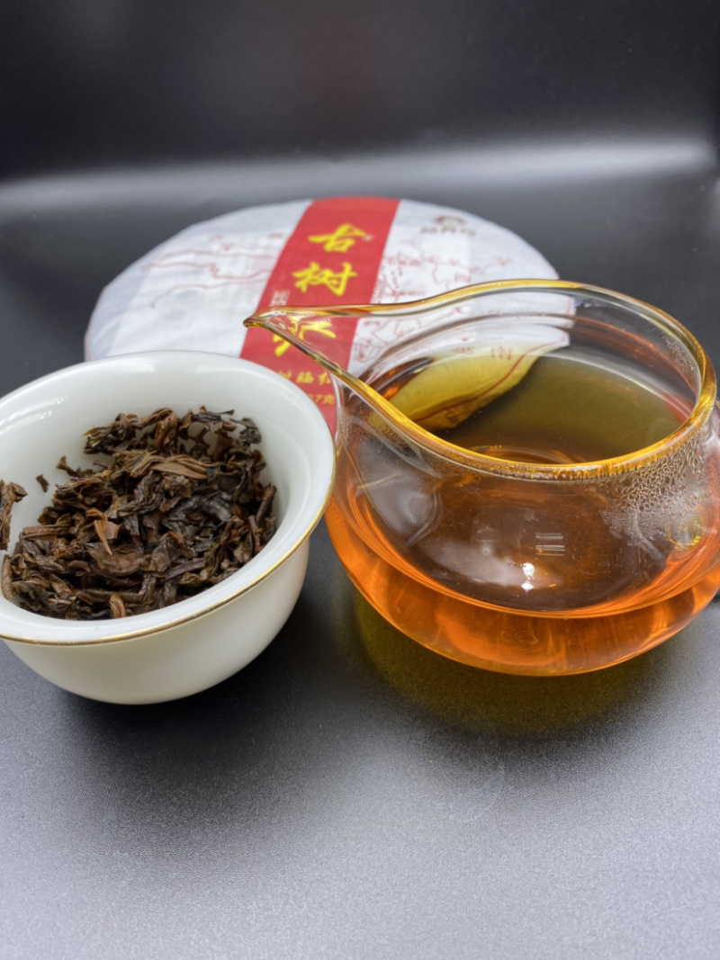红茶临沧古树红茶357/饼入口香甜，发酵古的茶属温和茶