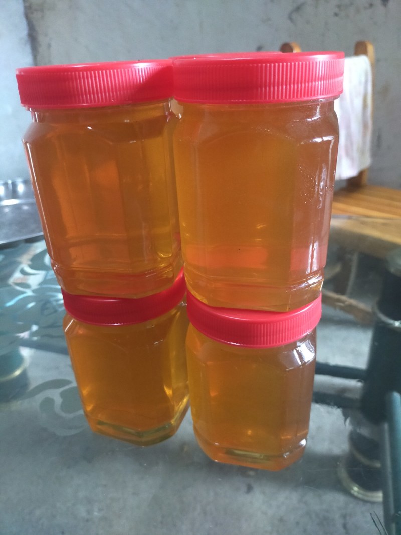 土蜂蜜大自然的土蜂蜜，无任何加工的蜂蜜！数量有限哦！