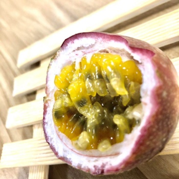 紫香百香果