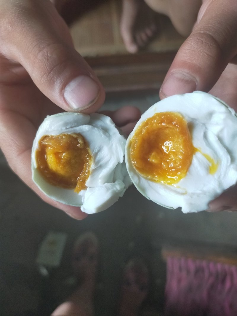 黄泥咸鸭蛋