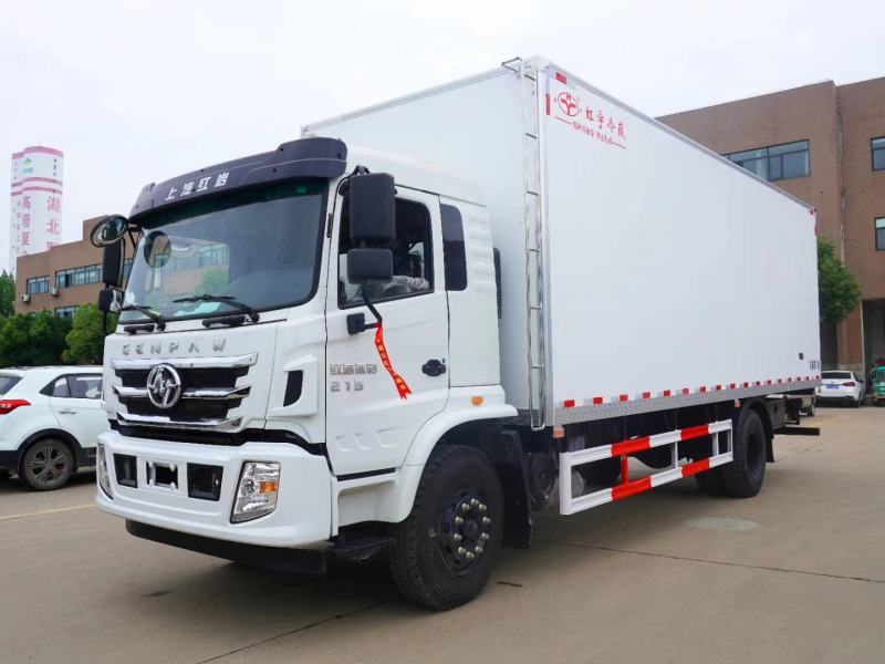上汽红岩国六排放冷藏车