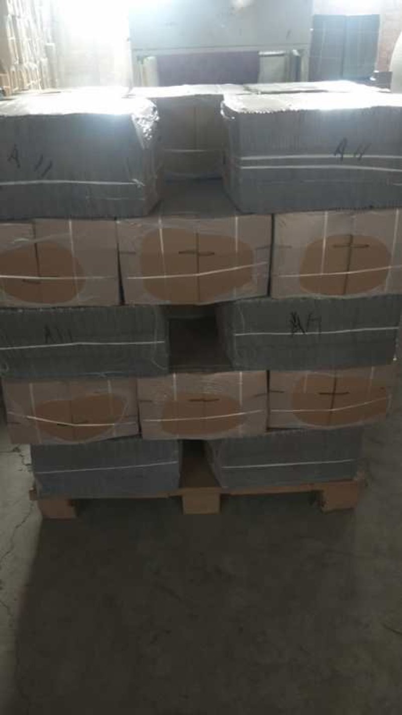 快递纸箱