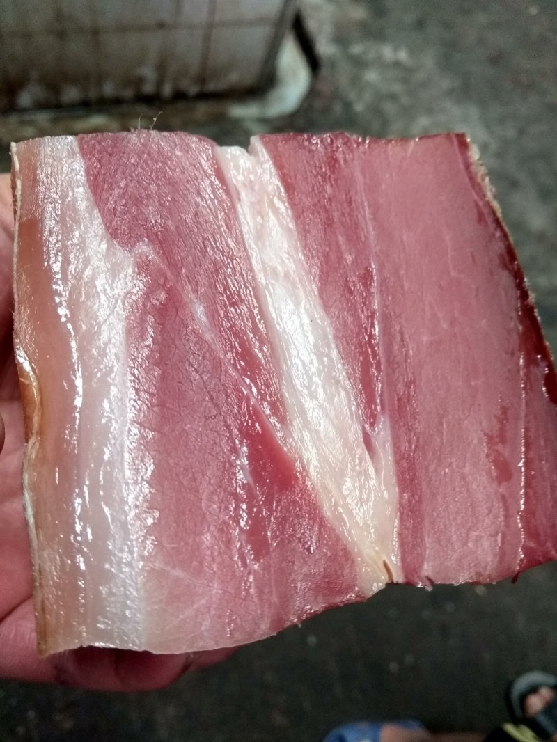 景东无量山生态腊火腿