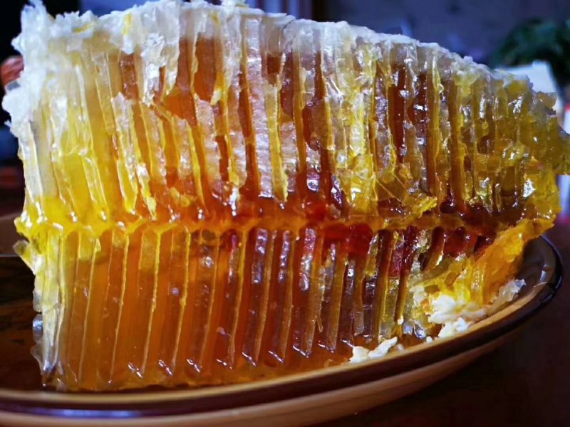 野生土蜂蜜，可视频看货，量大从优，无添加，保证口感纯正
