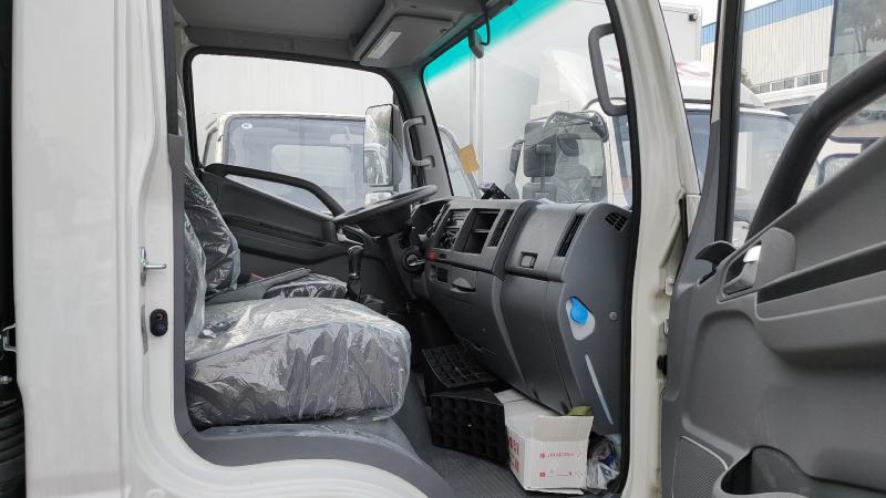 江淮帅铃Q3国五冷藏车