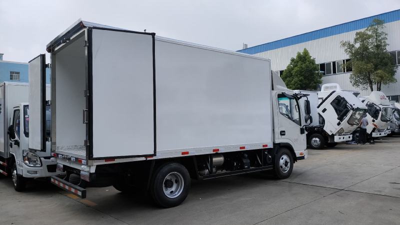 江淮帅铃Q3国五冷藏车