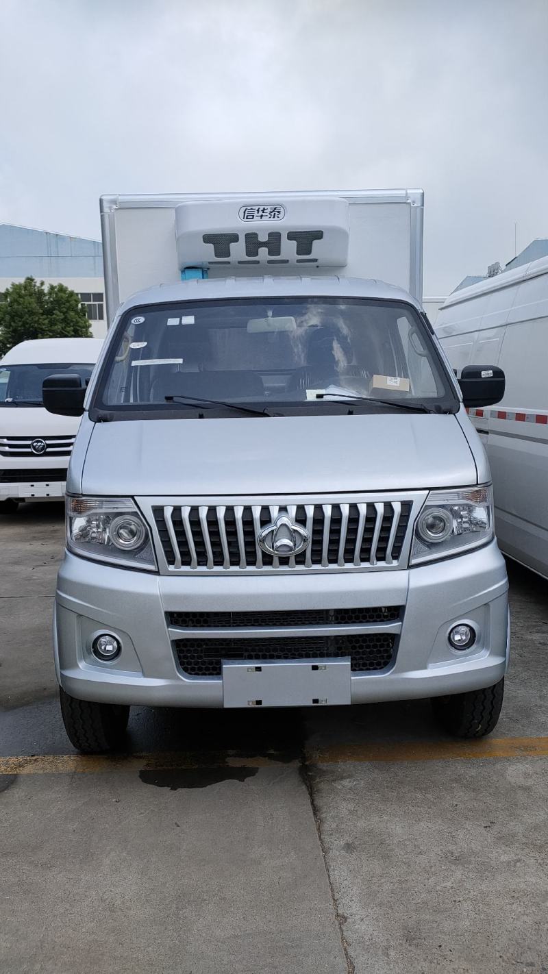长安神骐国六排放冷藏车