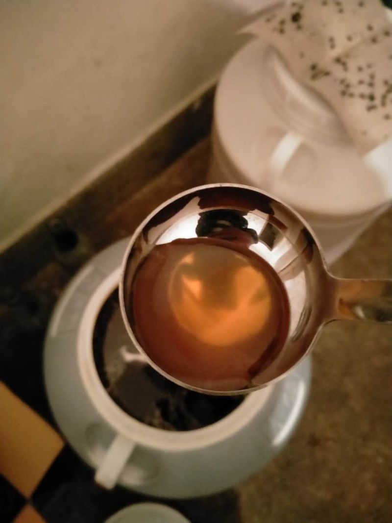 土蜂蜜，产地直销，品质保证，一手货源，可以视频