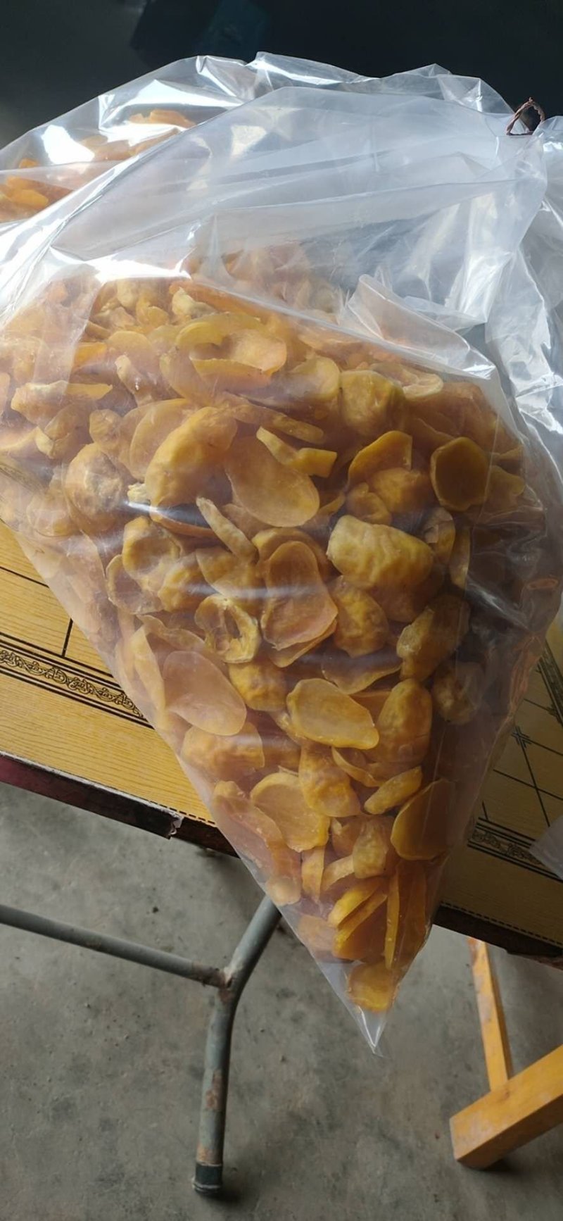土豆块，炖汤，炖肉。云贵川陕甘等地的特产风味。