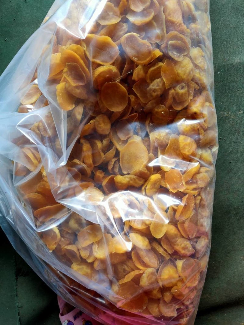 土豆块，炖汤，炖肉。云贵川陕甘等地的特产风味。