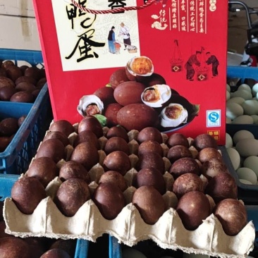 松花蛋五香蛋双黄鸭蛋鹅蛋