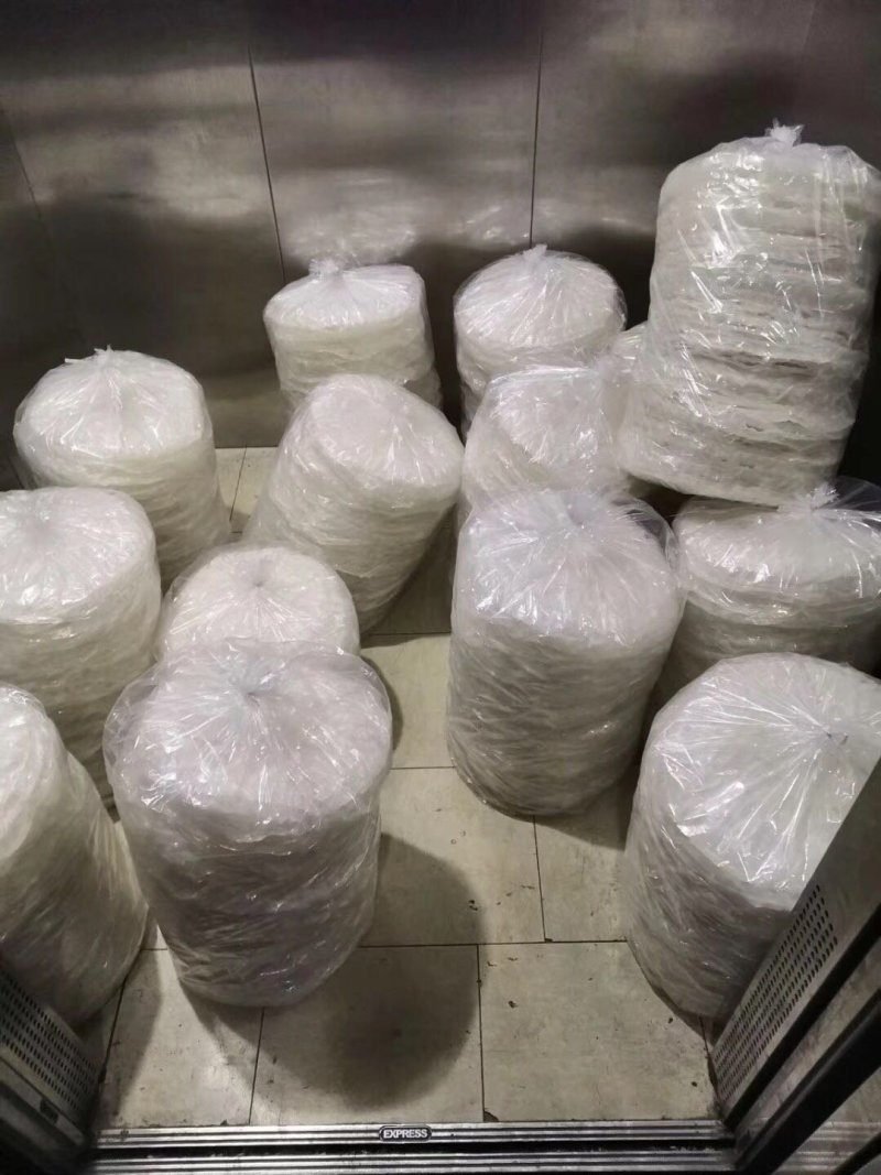 纯手工纯绿豆粉皮一天只做几十斤一袋5斤可以装箱