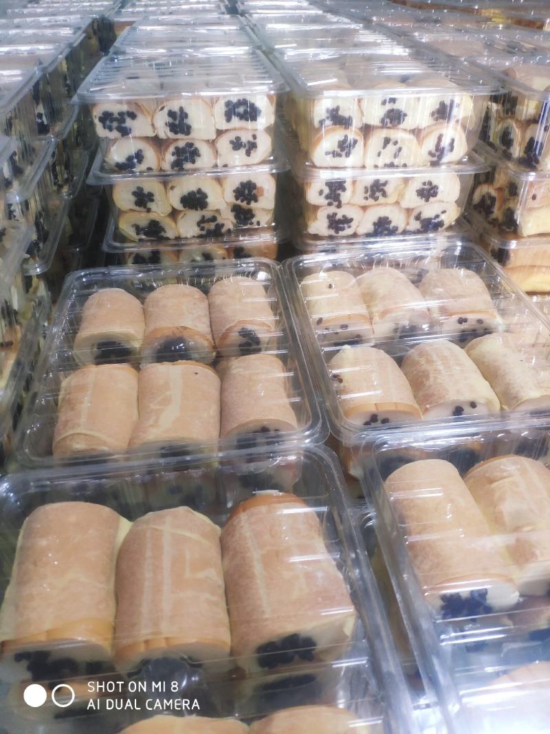 山东盒装鲜面包，纯手工制作，奶油夹心，当天卖完