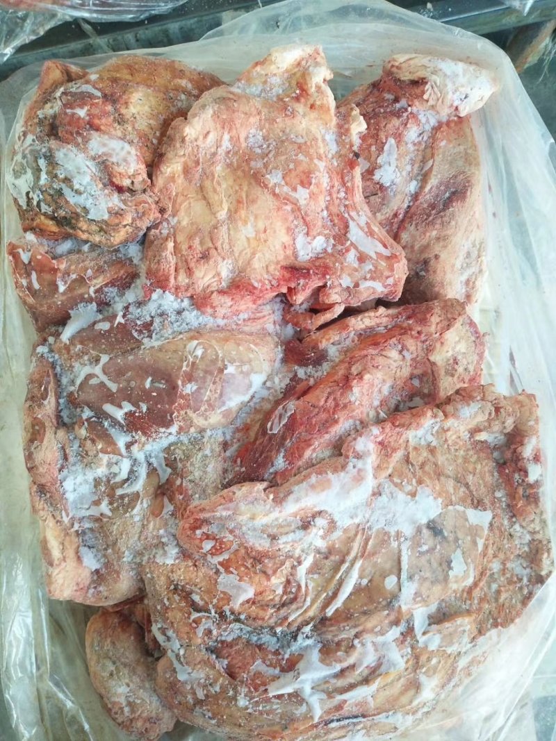 长年批发零售牛胎盘，照片实物拍摄，质量保证