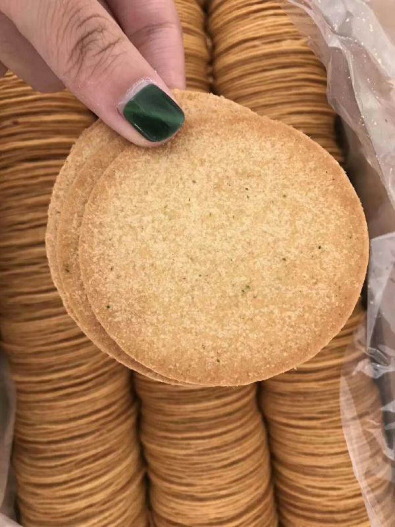 铁棍山药饼跑江湖地摊小零食夜市摆摊薄脆饼干厂家直销