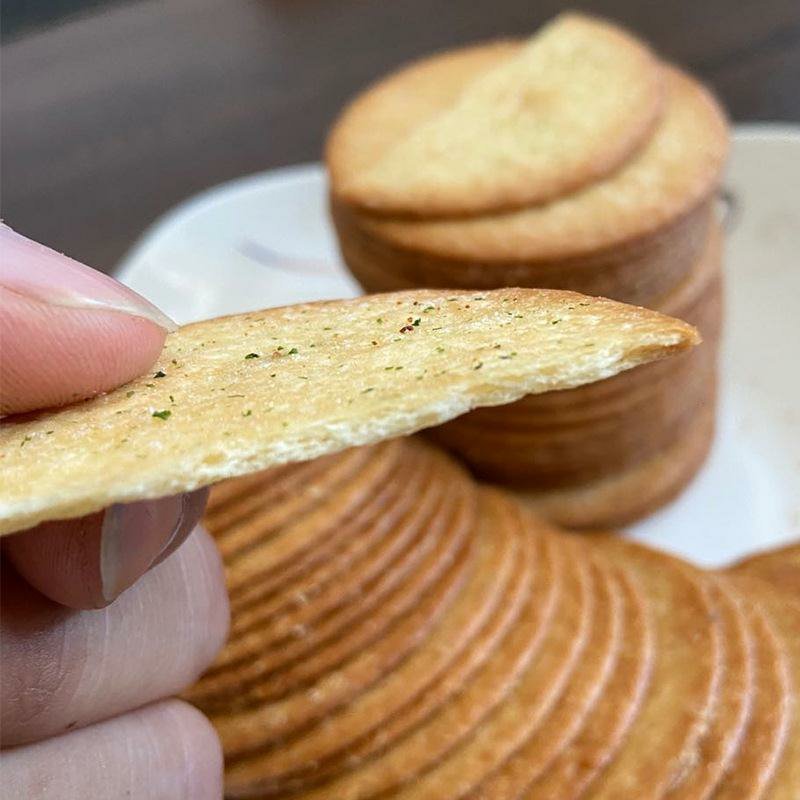 铁棍山药饼跑江湖地摊小零食夜市摆摊薄脆饼干厂家直销