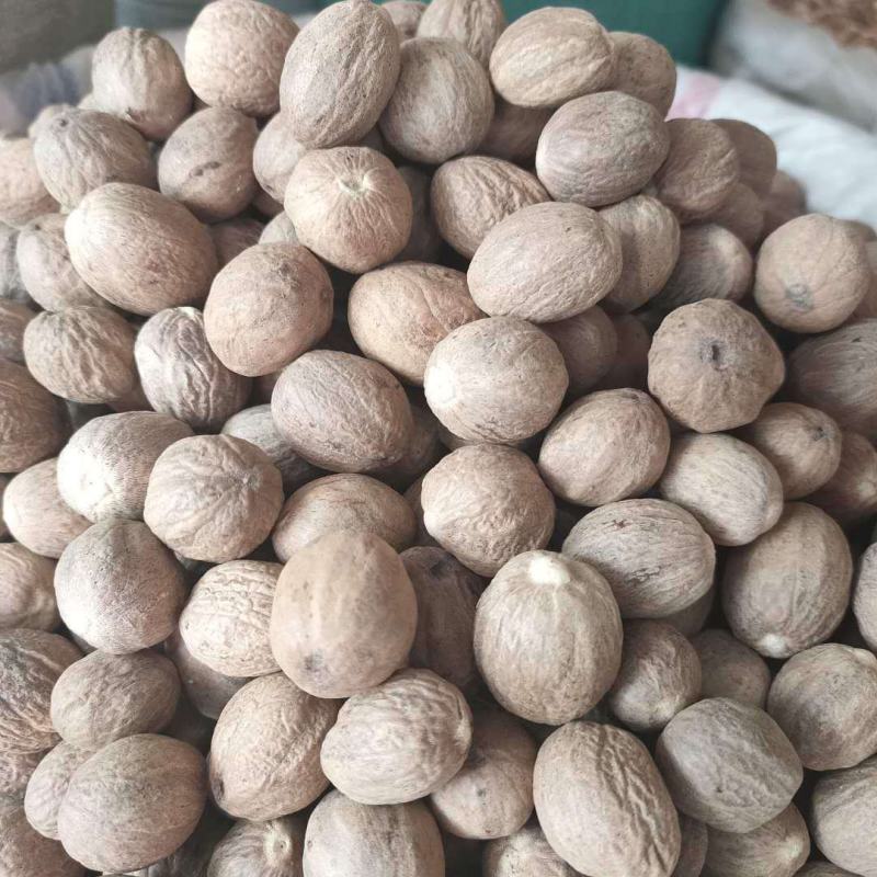肉豆蔻无硫净货颗粒饱满肉蔻各种香料规格齐全批发