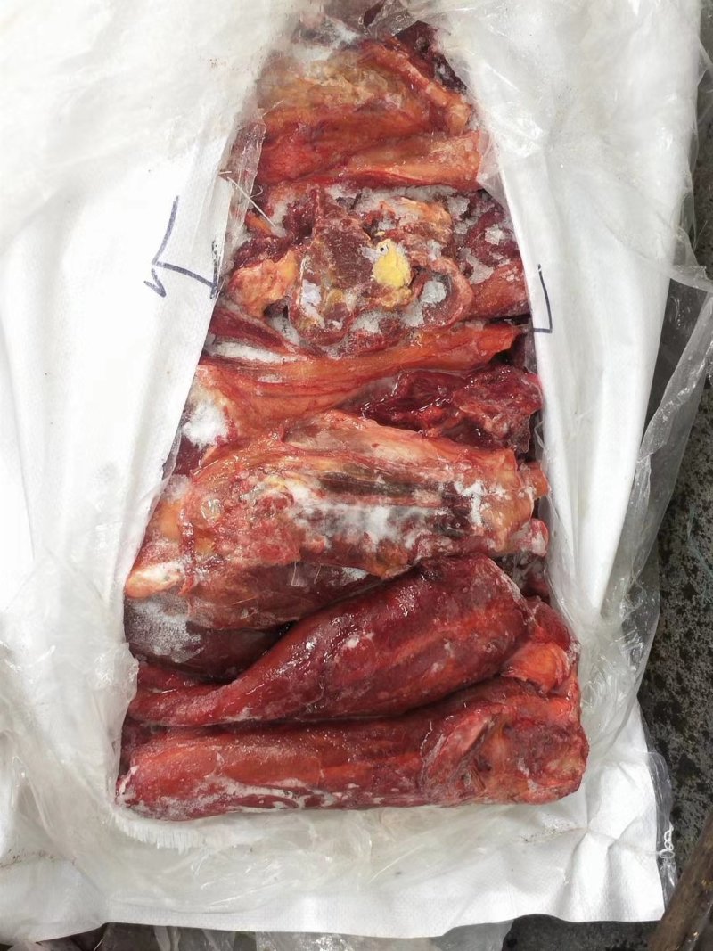 马健子，马脖子，带皮驴肉，四分体抄吗代毽子马肉！